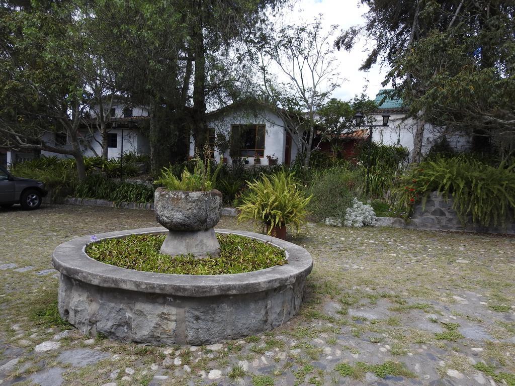 Hosteria Museart Pantavi Tumbabiro Exterior photo